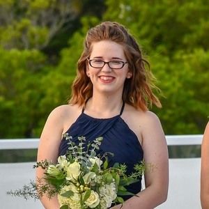 Meet your Posher, Dana